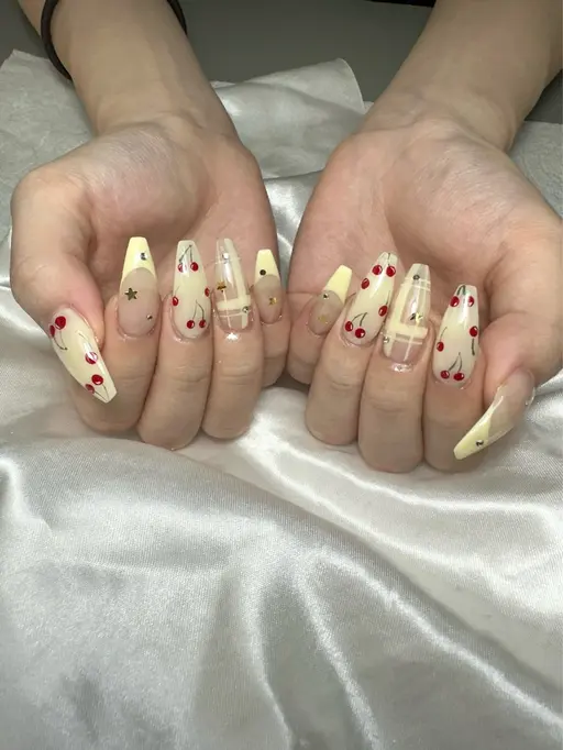 持ち込みデザイン可✨やり放題💅（オフ有の場合+500円）