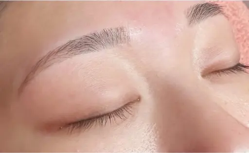 🔱黄金比で美眉に🔱眉毛WAX(WAX脱毛➕メイク仕上げ)沢山の種類から選べます🌟