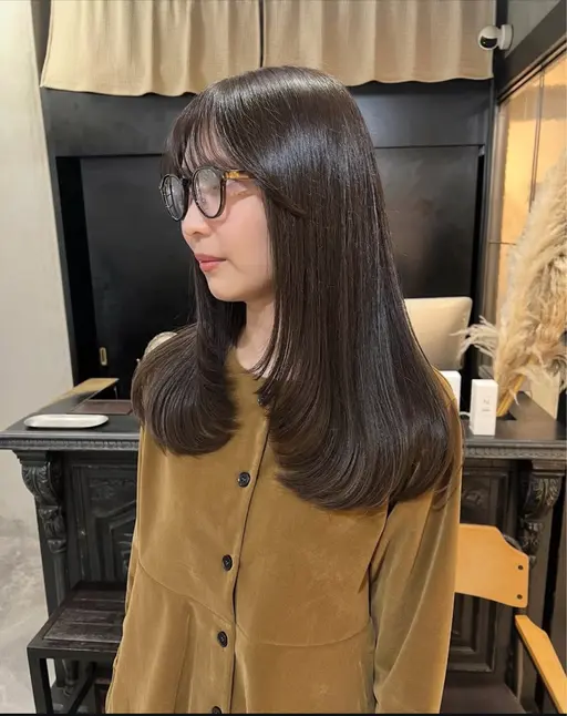 🚨日曜18:00限定🌼レディースカット+シャンプー(ロング、ミディアムスタイル限定)