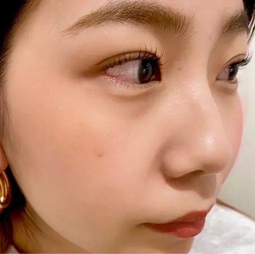 韓国風 束感まつ毛パーマ🫧《アイシャンプー&美容液コーティング込み》