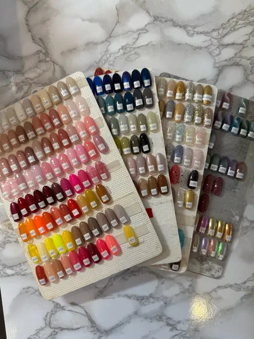 カラーグラデーション〇 オフなし〇