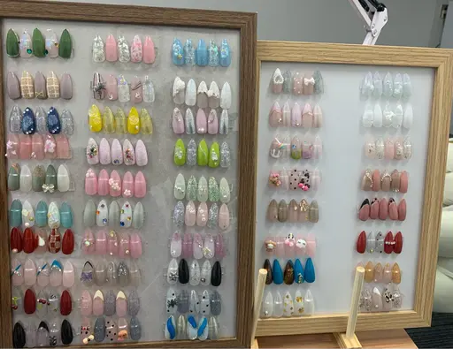 【初回オフ無料】🌟新店Open🌟当店人気NO.1長出し定額デザイン、店内サンプルからお選びいただけます、色変更可能