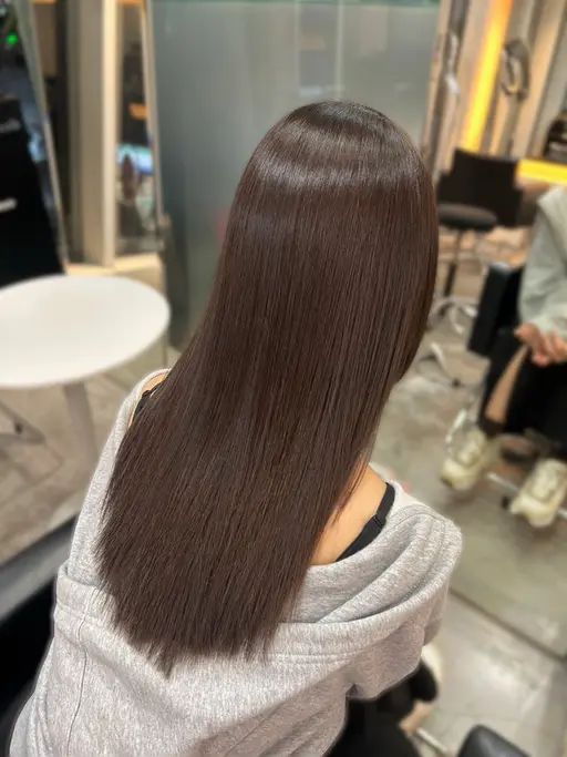 ✨️1番人気✨️ダメージ40%減✨️イルミナカラー➕𝐀𝐮𝐣𝐮𝐚トリートメント