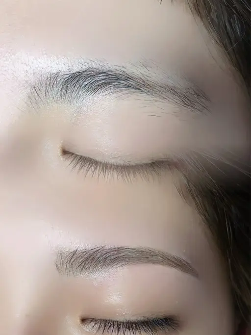 眉毛ワックス脱毛