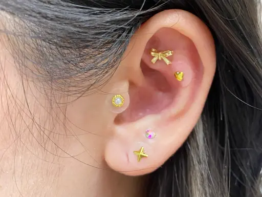 ミニモ限定💎【耳ツボジュエリー】お試しコース（両耳10粒まで）¥3,300【渋谷】