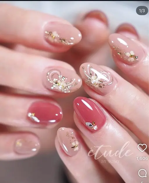 長さ出しチップ:クリスマス&正月ネイル¥13200→¥9800