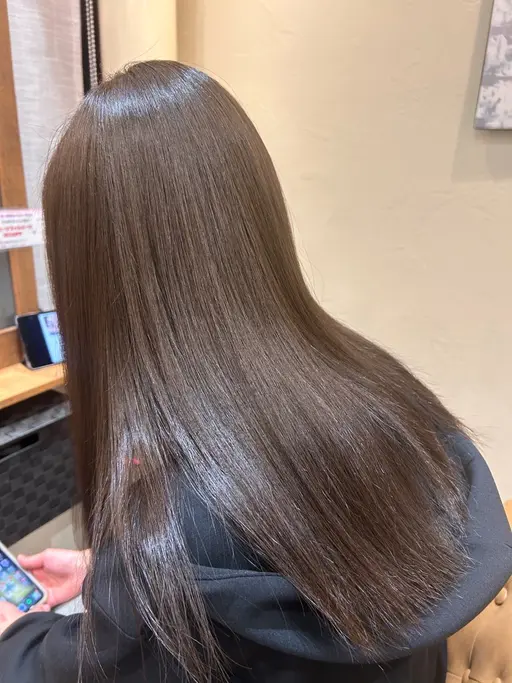 【ご新規様限定】カット+ストレート＋次世代髪質改善トリートメントトステア4％ ボンドtr ￥9,500​〜​サイズ別料金有