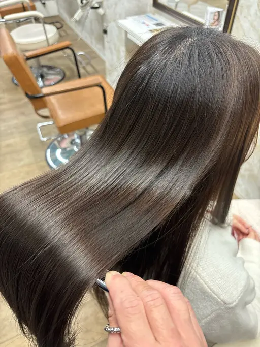 人気No.1【初回から5回目まで利用OK】カット＋艶カラー＋髪質改善縮毛矯正＋高保湿TR  ¥16500