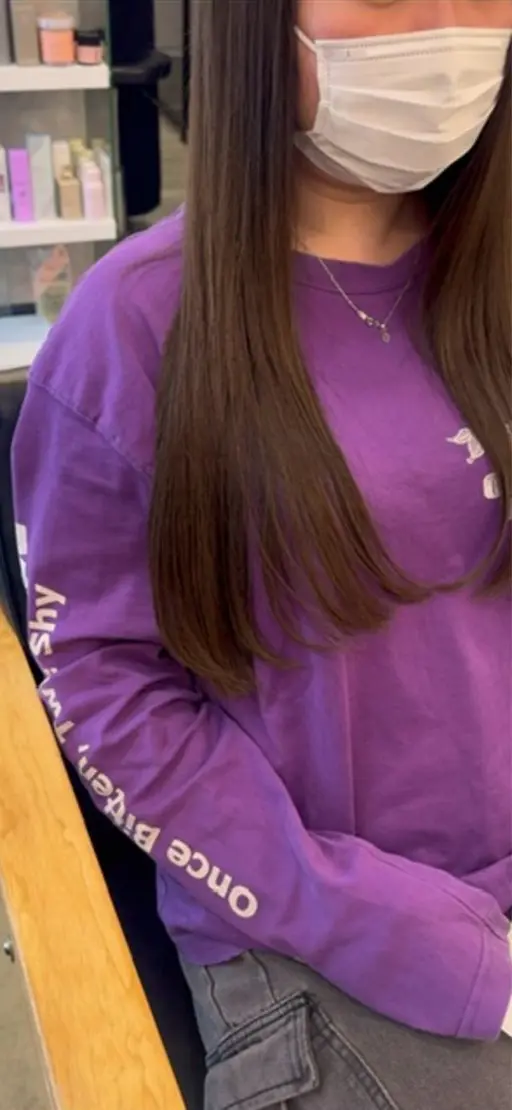 カット(ミディアムレイヤー、ロングレイヤーカット)