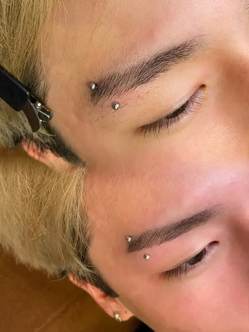【men's撮影モデル】似合わせ眉デザインカット＋眉毛wax＋眉毛perm.𖥔 ݁