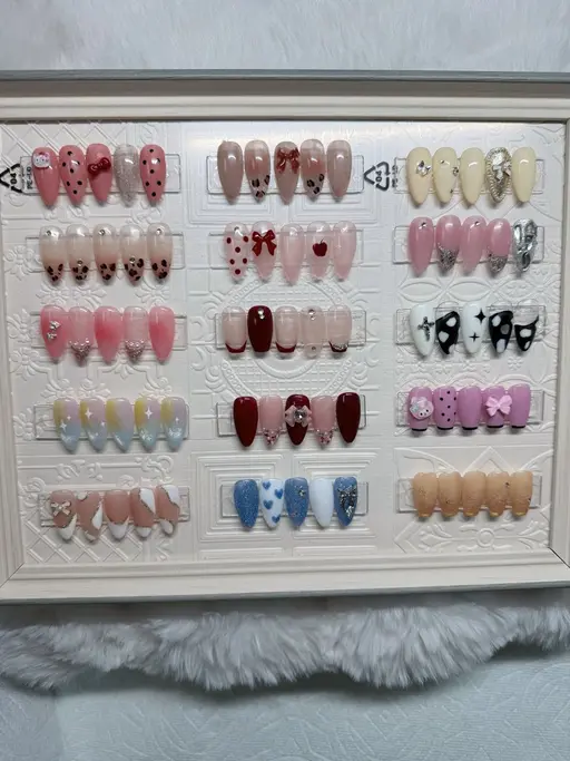 定額デザインB❣️可愛いちゅるんネイル💅ツヤ