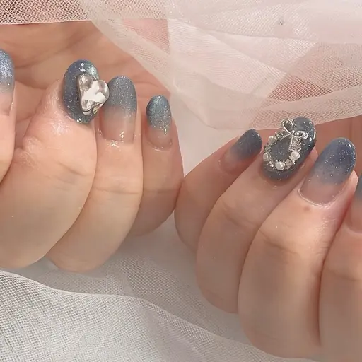 🎀ハンドネイル🎀お手軽にネイル楽しんでみませんか？