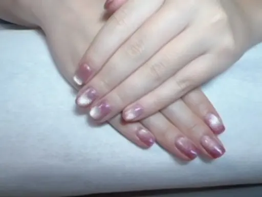 研修コ一ス*ワンカラ一/ラメグラデ一ションマグネットフラッシユ1980円