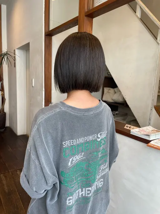 カット(ストレートライン、グラボブ前下がり)