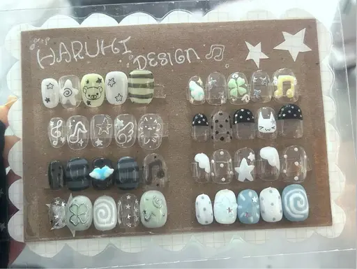 🐬haruhi design 🐬￥7900🫧(初回オフ無料／オフ1本￥110)色・配置変更可能
