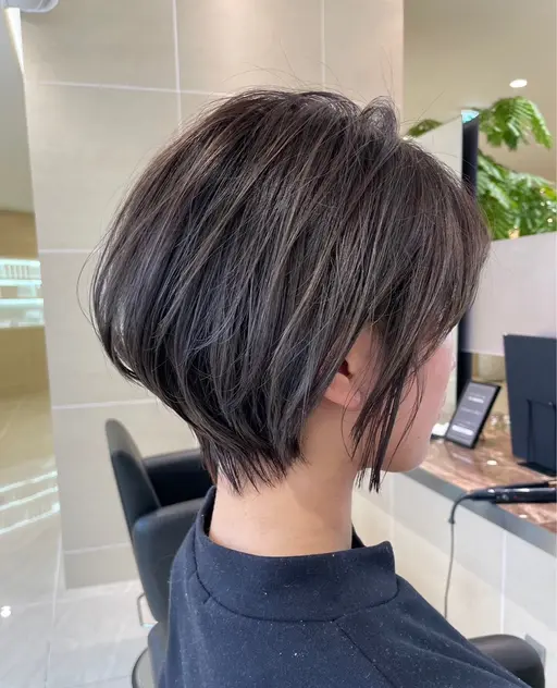 【10/17（金）9:00​〜​】カットモデル✂️受付けております！！宜しくお願い致します🙇🏻‍♀️🌈
