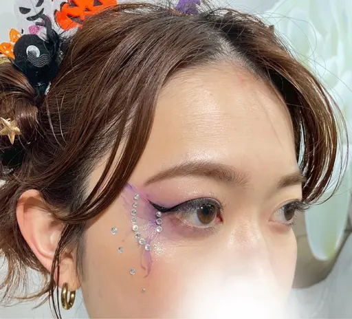 ハロウィン限定🎃タトゥーシールを使って簡単メイク🧡派手すぎずハロウィン感を出したい方におすすめ！シールは別途金額発生