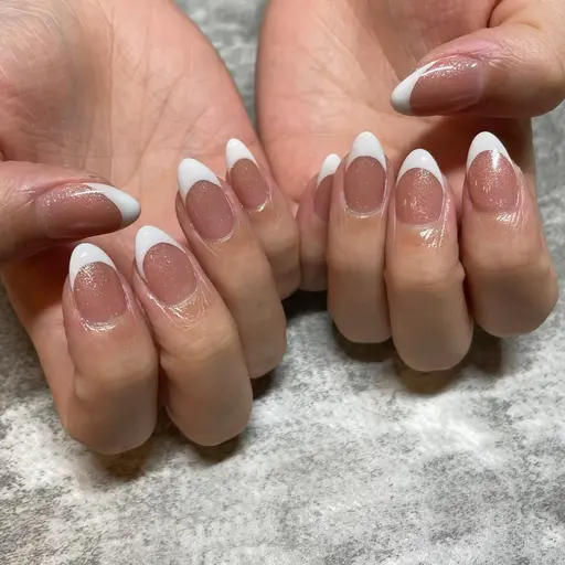 7/28 10:00 白フレンチor白グラデーション💅ベースカラー有!練習モデル✨
