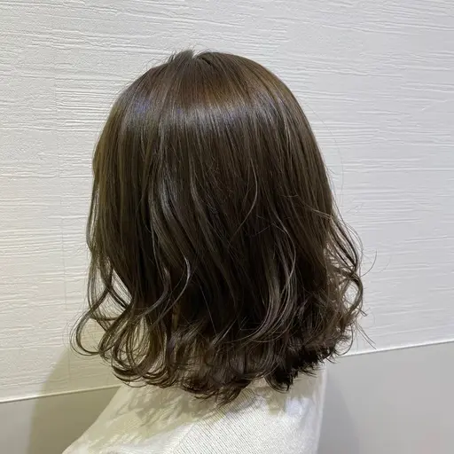 レディースカット　（ショート）+プチトリーメント　¥2200