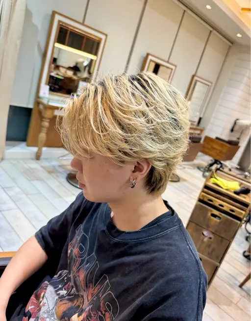 【男磨き】メンズカット+炭酸シャンプー+10分スパ+眉カット