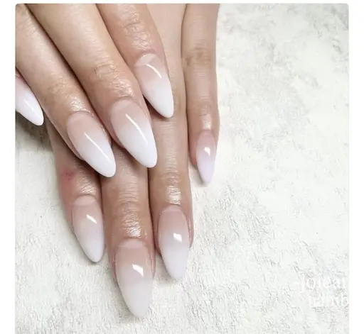 平日限定‼️(他店オフ込)スカルプ並みの強度🩷選べる長さ🉑チップ10本アプレ💅ベイビーブーマー⛄️