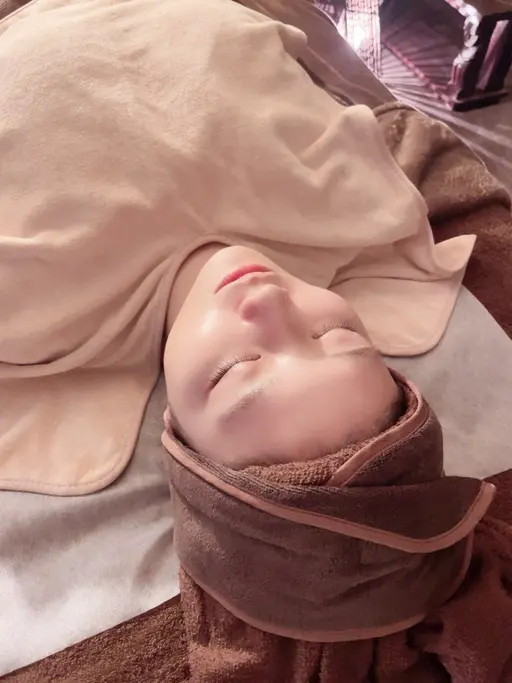 【毛穴先生直伝💁‍♀️】ザラザラ角栓、毛穴の黒ずみに👃ゴッソリ吸引✨つるつる毛穴ケア75分5500円