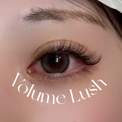 ✨ボリュームラッシュ300本🙆🏻‍♀️オフあり（シングル目安110-120本）🤍期間限定🤍