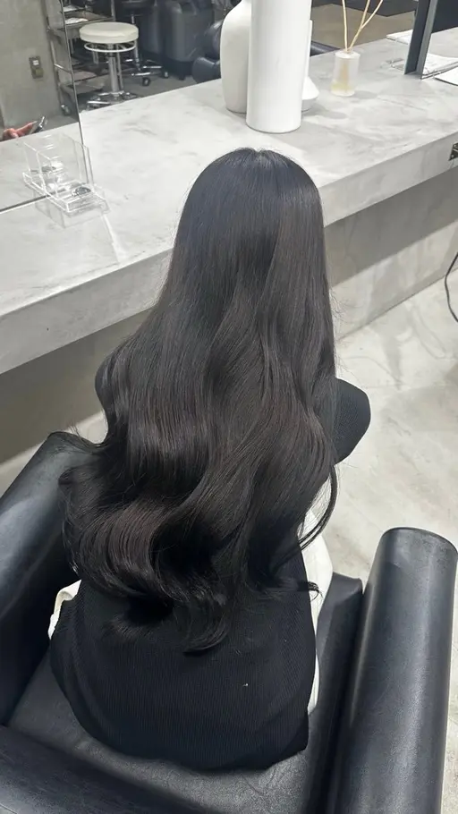 one color + treatment 🤍