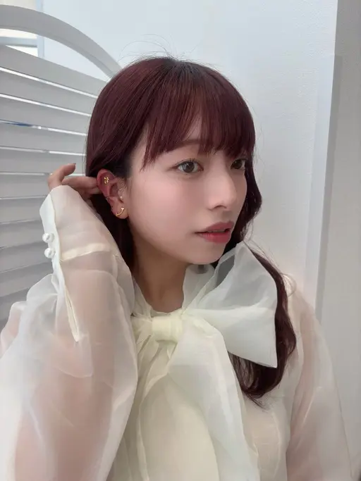 耳ツボジュエリー💎片耳5粒づつ