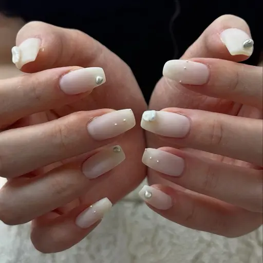 12/19日まで❣️1日2名様限定価格❗️クリアジェルネイル