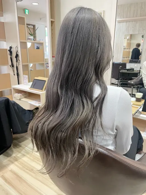 【🦋ミニモ限定🦋】💛ダブルカラー＋3stepトリートメント＋毛先整えカット💛ケアブリーチ.各処理剤込み✨