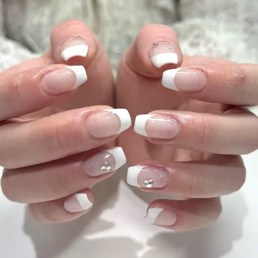 【定額ネイル】ジェル/ワンカラー +ストーン10個 60分 3990円〜