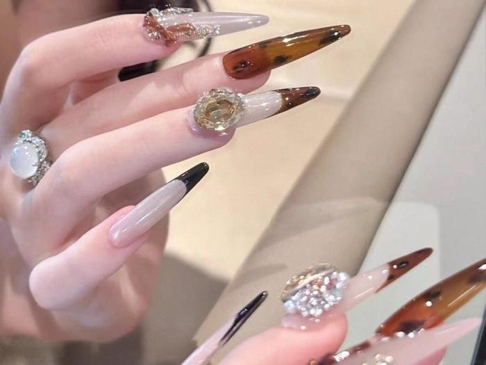 Feinn Inkが担当したネイルデザイン・アート(Sense Nail渋谷店【センスネイル】所属ネイリスト) - ミニモ