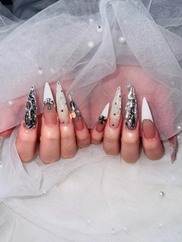 7nail (ϋ)/のプロフィール・予約(7NAIL) - ミニモ