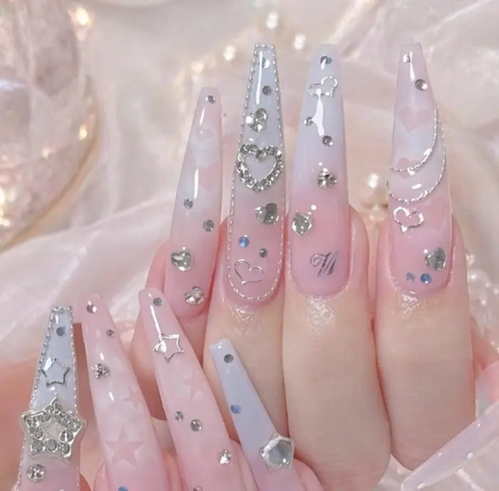 Honey スカルプ専門店のプロフィール・予約(「Honey NAIL新宿店