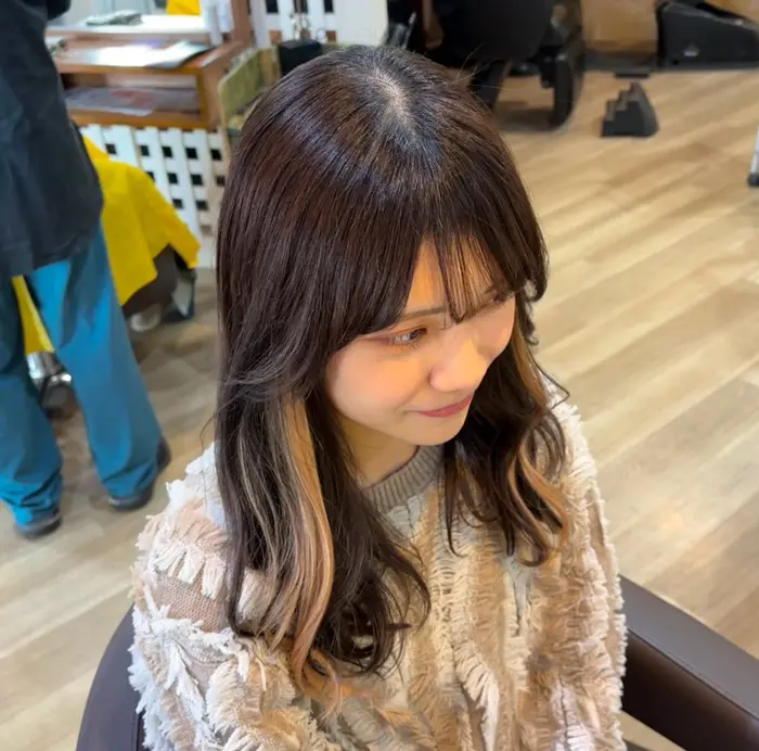 6本ずつの12本です！ シールエクステでイヤリングカラーをミルクティー