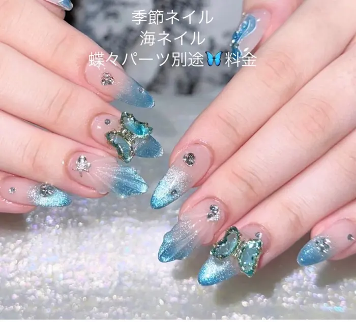 人魚ネイル#シェルネイル #海ネイル#夏ネイル マグネットネイル季節