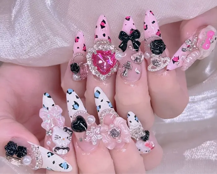 フレンチ#ヒョウ柄#ピンク#水色#ハート#キティー#リボン#クロス