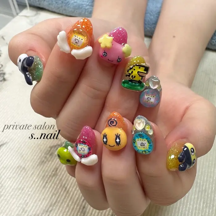 たまごっちパーツは持ち込みです｜s..nail / MORITAのネイル