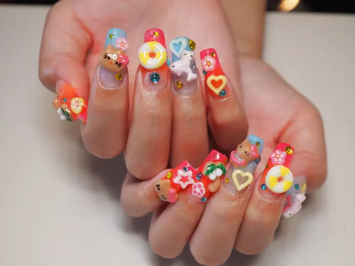キティ　根付　職業　3セット　スイーツ　アパレル　ネイル Hello Kitty® & Friends Collection (2024) – glamnetic