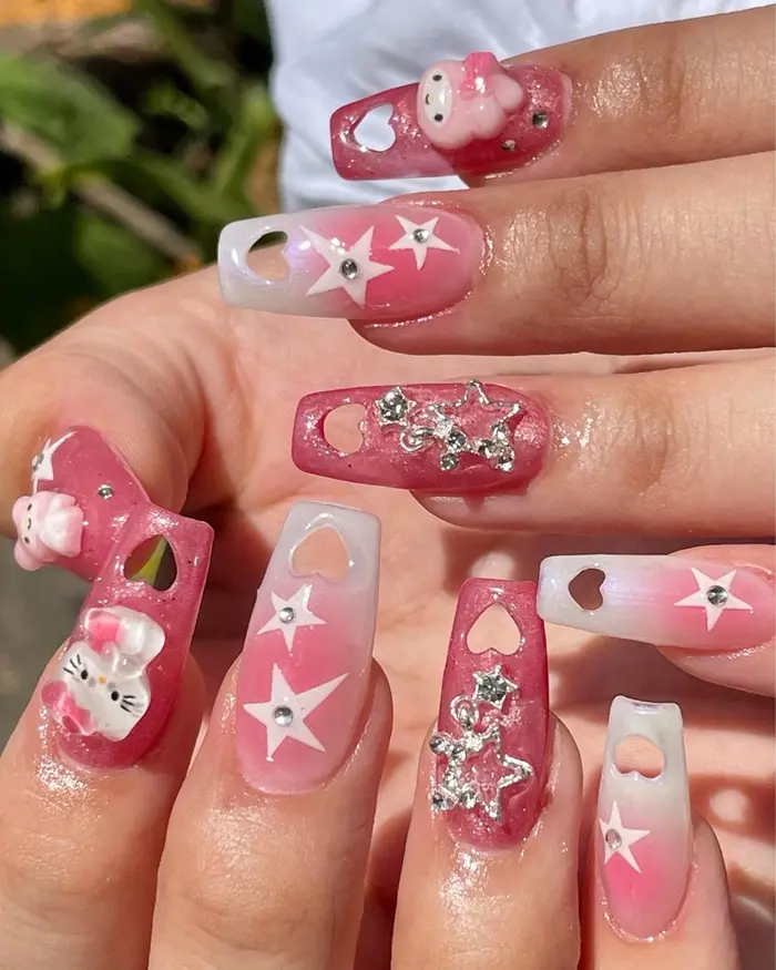 海外ネイル #個性派ネイル #キティネイル #クリアネイル #y2k