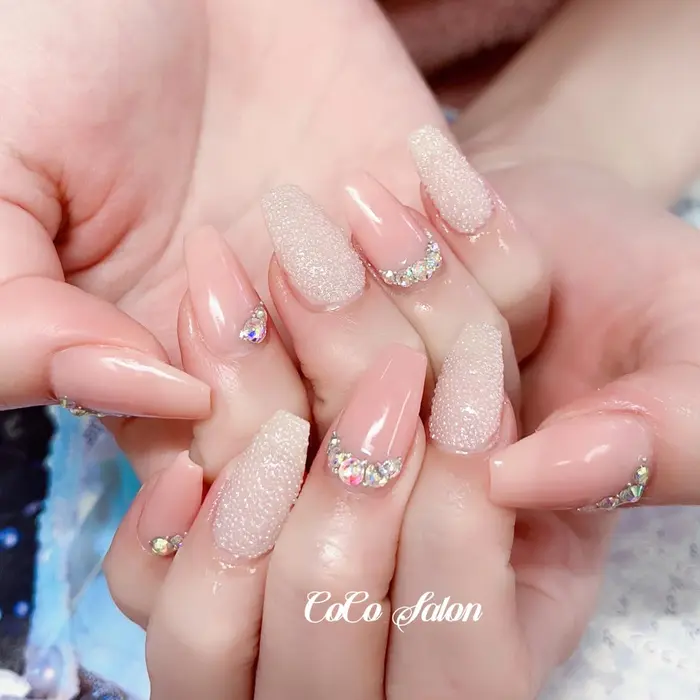 ピンクネイル #シアーネイル #ピクシーネイル #ビジューネイル