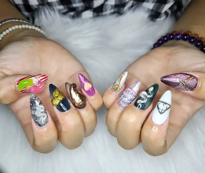 ハリー・ポッターネイル｜Lily Eye&Nailのネイルデザイン