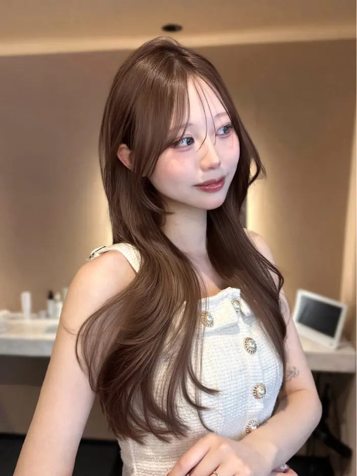 顔周りcut/ 艶ワンカラーちさき(i.+omotesando所属)のヘアスタイル