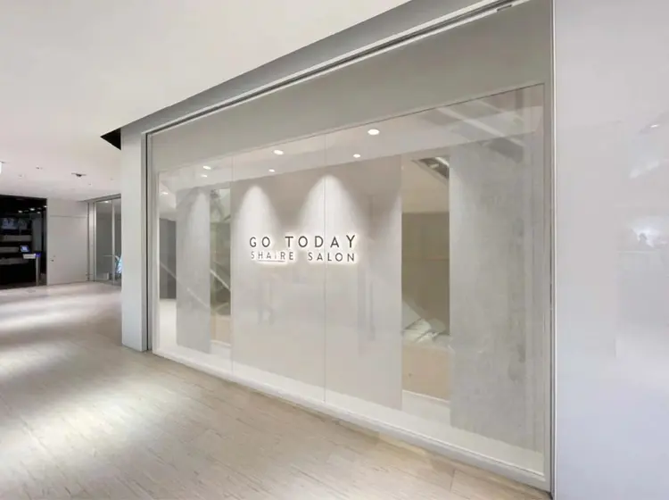 GO TODAY梅田Uni 店の内観・外観2