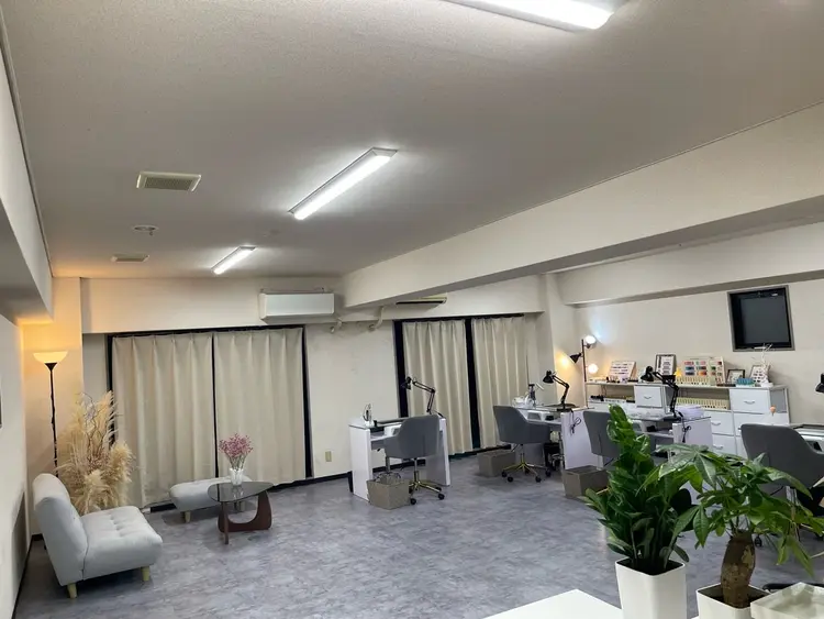 SHE Nailの内観・外観3