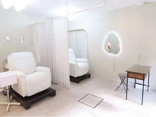Sarah. Nail & Eyelashの内観・外観1