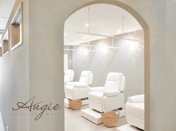 Angie辻堂店の内観・外観1