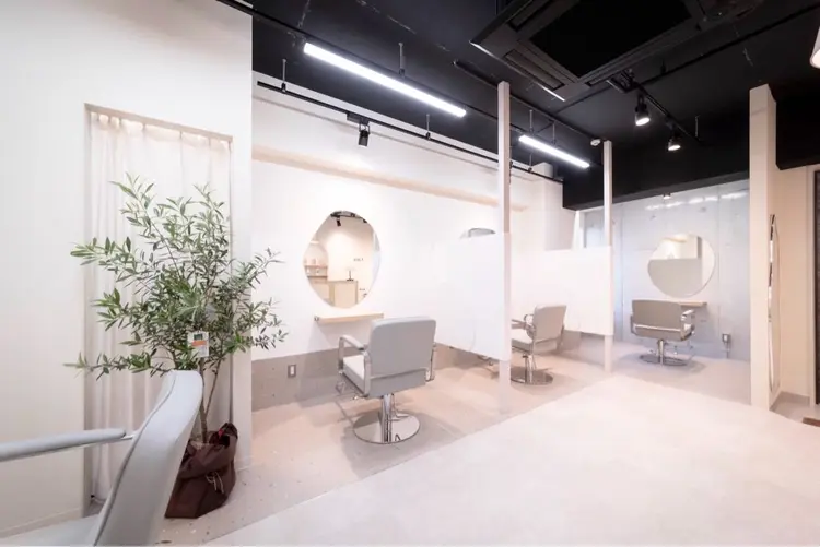 Cara Fukuoka 天神の内観・外観1
