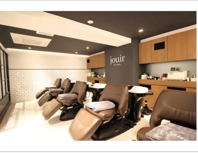 jouir hair design三鷹店の内観・外観3